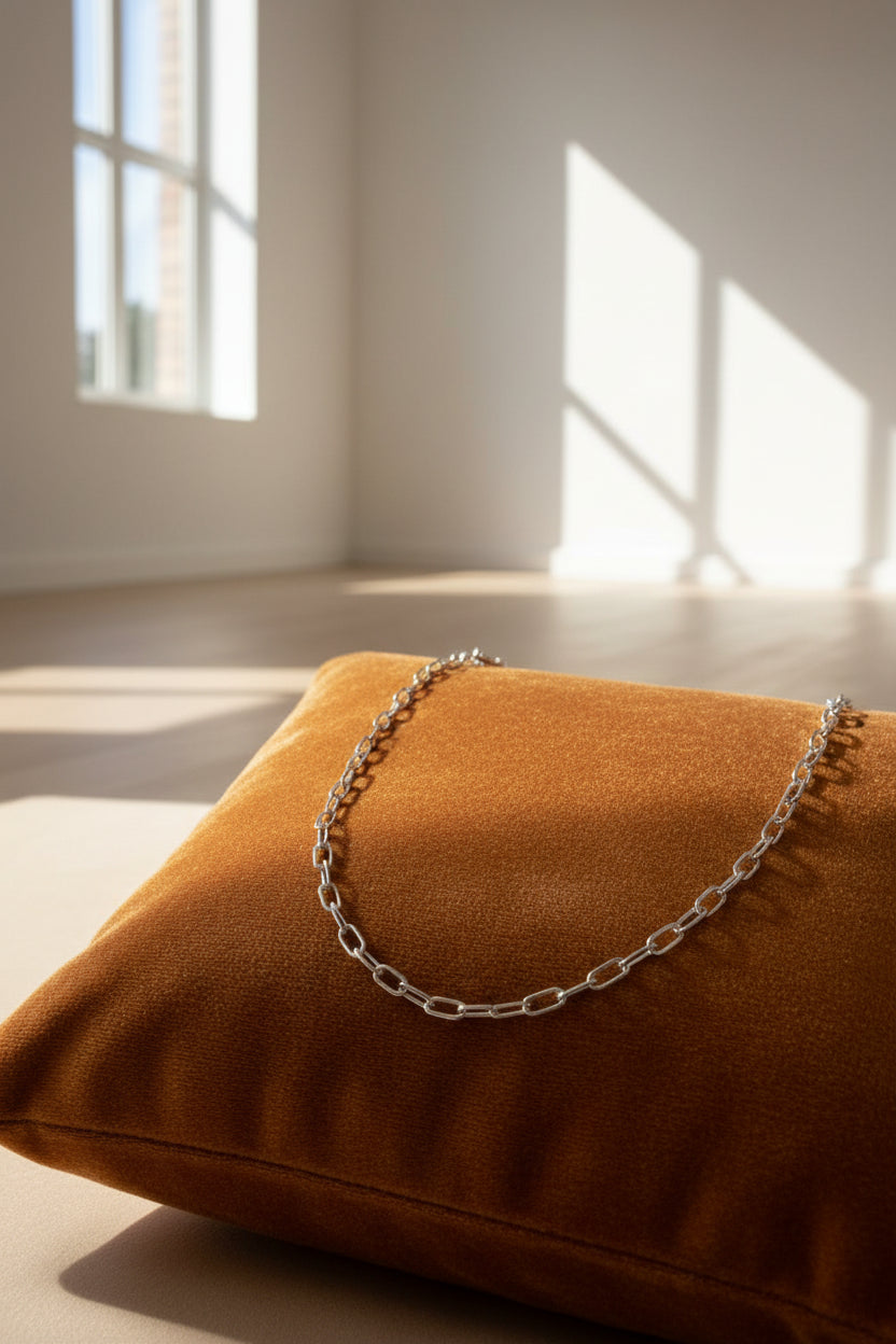 Silver chain on a Carmel surface
